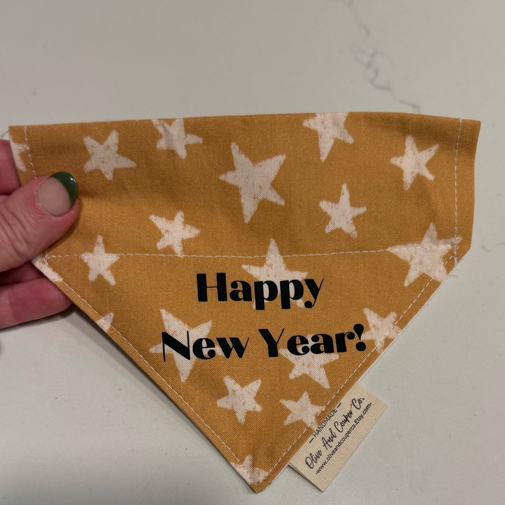 Oliveandcouperco_ Happy New Year Dog Bandana with Stars-Small